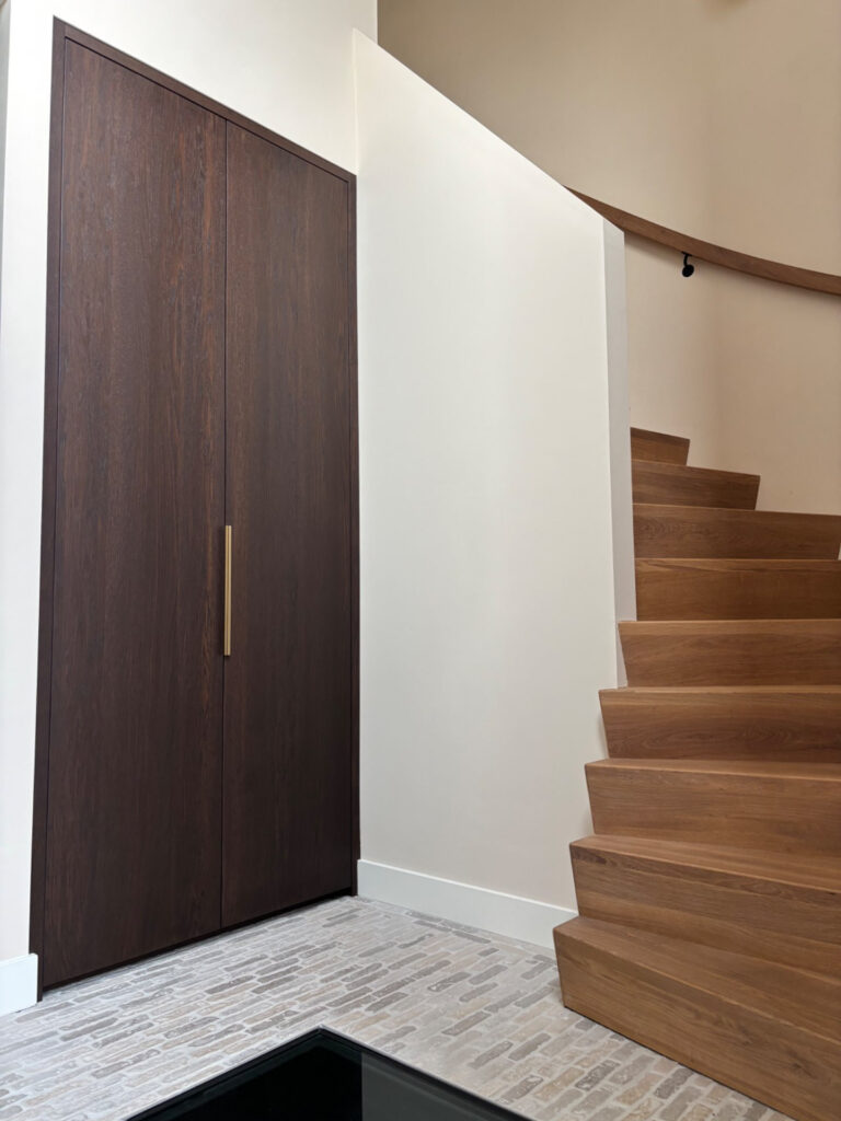 Nieuwbouw woning- houten trap